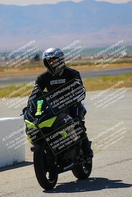 media/Mar-27-2022-Lets Ride (Sun) [[8affb282f8]]/Around the Pits/
